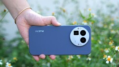Il Realme GT 8 Pro è dotato di un modulo fotocamera Ricoh GR intercambiabile, come rivelano le immagini hands-on, le foto stampa e un video promozionale. (Fonte immagine: @feni_book)