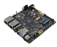 L'ASUS Tinker Board 3 è molto più grande del suo predecessore. (Fonte: ASUS)