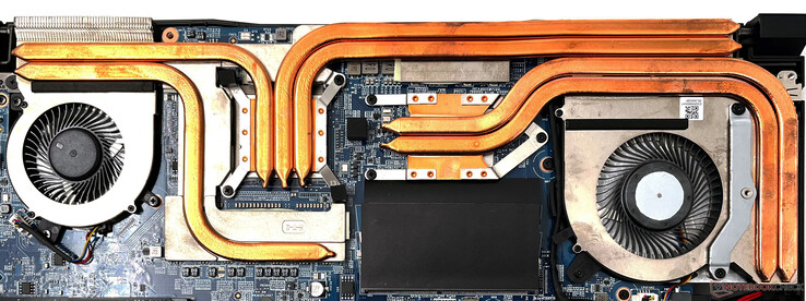 L'MSI Alpha 15 offre due ventole e sei heatpipes alla CPU e alla GPU