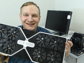 La prossima GPU Nvidia AD102 RTX 4090 potrebbe raggiungere i 100 TFLOPs di prestazioni FP32. (Fonte: Captain's Workspace su YouTube)