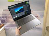 Si dice che il Surface Laptop Ultra sia dotato di una tastiera eccellente.