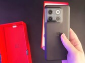 Il OnePlus 10T non supporta la ricarica wireless, a differenza del OnePlus 9. (Fonte: NTFTW)
