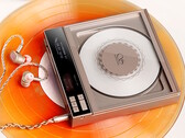 Il lettore CD portatile Shanling EC Zero T Max è dotato di funzionalità di rippaggio dei CD e di DAC USB.