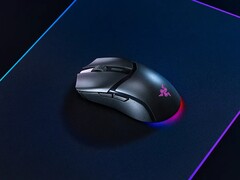 Mouse da gioco Razer Cobra HyperSpeed con illuminazione RGB Underglow. (Fonte: Razer)