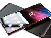 Il Galaxy S22 Ultra è il primo smartphone Galaxy S con una S Pen integrata. (Fonte: NotebookCheck)