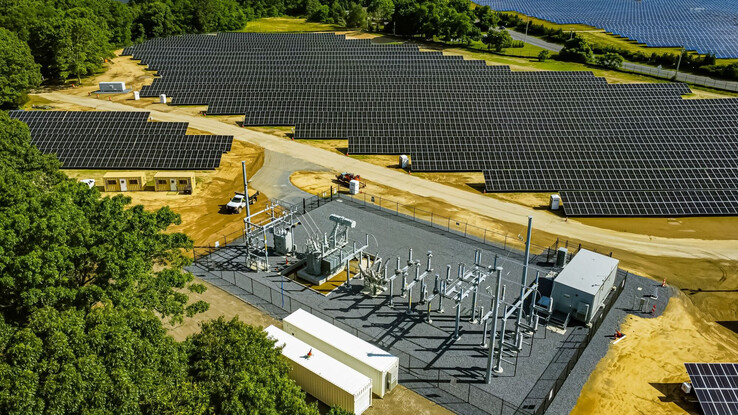 A Long Island, il campo da golf Calverton Links ospita un progetto solare da quasi 23 megawatt (immagine: National Grid Ventures)