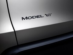 La Model Y L a 3 file sarà dotata di una batteria più grande. (Fonte: Tesla China/Weibo)