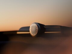 Vista ravvicinata di un tweeter Bowers & Wilkins all'interno della nuova Volvo EX60. (Immagine: Volvo)