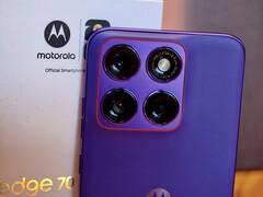 Il Motorola Edge 70 Fusion è disponibile in due versioni con batterie di dimensioni diverse e colori esclusivi Pantone