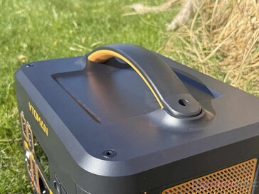 Maniglia solida sulla parte superiore