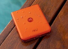 Il Razr 50 è certificato IPx8 e può essere configurato con un massimo di 512 GB di memoria in Cina. (Fonte: Motorola)