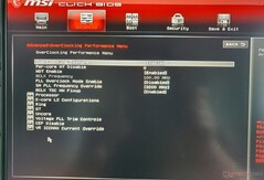 BIOS MSI Vector GP76: Overclock
