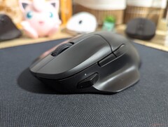 Mouse da gioco Keychron M7 8K pulsante laterale anteriore