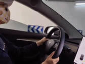 Lo schermo del Tesla della signora Zheng recitava una spaventosa coincidenza (immagine: Chengdu) 