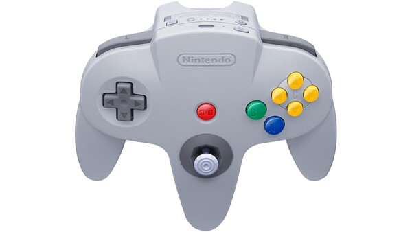 Il controller Switch Online Nintendo 64 è una replica in dimensioni del controller N64 originale.