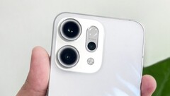 Un hands-on di &quot;Reno 14 Global Edition&quot;. (Fonte: SmartPrix)
