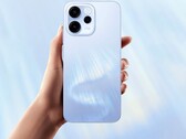 L'Oppo Reno15 FS 5G racchiude una fotocamera selfie da 50 MP in un corpo impermeabile. (Fonte: Oppo)