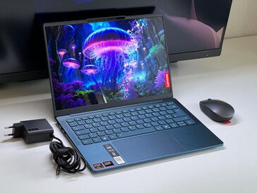 Sia lo Yoga Slim 7 14 che...