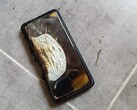 La batteria del Google Pixel 6a potrebbe ancora rappresentare un rischio di incendio nonostante l'aggiornamento. (Fonte: footymanageraddict, Reddit)