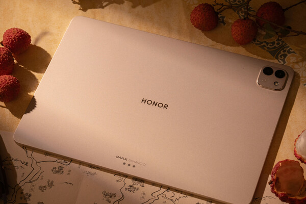 Foto che mostra l'aspetto del MagicPad Honor. (Fonte: Digital Chat Station)
