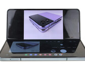 Samsung non ha intenzione di lanciare presto smartphone pieghevoli a basso costo (immagine via own)