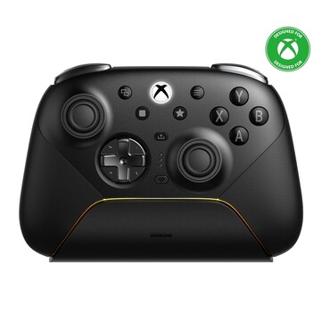 Il controller 8BitDo Ultimate 3E per Xbox è dotato di un dock di ricarica wireless.