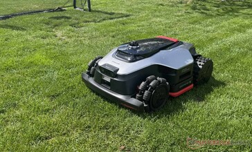 Dreame A3 AWD Pro in azione