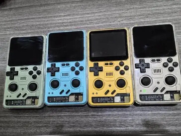 (Fonte: Retro Handhelds &amp; r/SBCGaming)