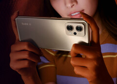 Il Redmi K50i è disponibile nelle colorazioni Stealth Black, Phantom Blue e Quick Silver. (Fonte: Xiaomi)