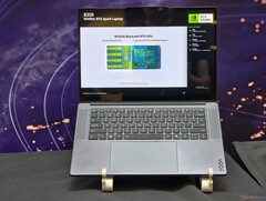 Lenovo ha presentato all’IFA 2026 un nuovo potente dispositivo dotato di tecnologia RTX Spark