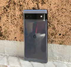 Il successore del Pixel 6a arriverà con l&#039;indispensabile aggiornamento del display. (Fonte: Money Control)