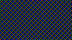 Display pieghevole con struttura subpixel