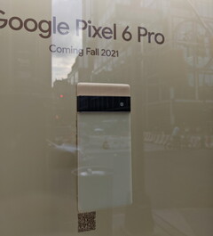 Il Pixel 6 Pro in carne ed ossa, &#039;Coming Fall 2021&#039;. (Fonte immagine: u/ThisGuyRightHer3)