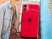 L'iPhone 16 di Apple avrà un layout della fotocamera simile a quello dell'iPhone 11. (Fonte immagine: Vựa Táo)