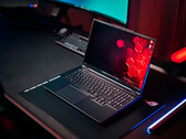 XMG Neo 16 A25 (fonte: Notebookcheck)