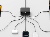 Sette dispositivi possono essere alimentati contemporaneamente tramite USB-C o USB-A con un massimo totale di 350 watt.