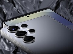 L'attuale Samsung Galaxy S25 Ultra è dotato di una fotocamera selfie da 12 MP. (Fonte immagine: Samsung/Unsplash - modificato)