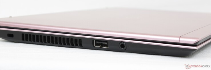 A sinistra: blocco Kensington, USB-A 3.0, cuffie da 3,5 mm