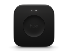 Hue Bridge Pro di Philips (nella foto) sarà lanciato a settembre 2025. (Fonte: Philips)