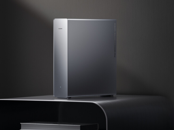 Il Router BE19000 Pro misura 242 x 70 x 273 mm.