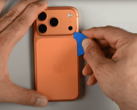 iPhone 17 Pro smontato (Fonte: iFixit)