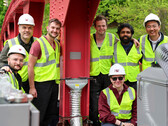 Membri del team di ricerca di UMass Amherst e MIT presso il sito di riparazione a Great Barrington (Fonte: UMass Amherst)