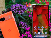 Il Pixel 7a è uno dei numerosi smartphone Pixel che ricevono l'aggiornamento TQ3A.230705.001. (Fonte: NotebookCheck)