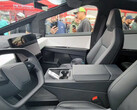 L'immagine dell'interno del Tesla Cybertruck fa pensare ai sedili ventilati (immagine: Greggertruck)