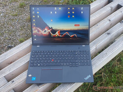Lenovo ThinkPad T16 G2 (21HH003AGE), campione in prova fornito da: