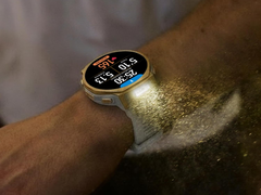 Lo smartwatch T-Rex 3 Pro 44 mm di Amazfit (nella foto) è stato lanciato ufficialmente. (Fonte: Amazfit)