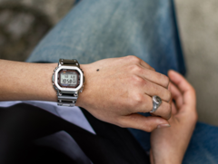 L&#039;orologio Casio G-Shock GMW-B5000D-1C (nella foto) sarà distribuito in altri Paesi europei. (Fonte: Casio)
