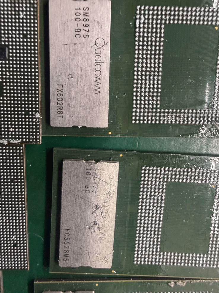 Il chip come raffigurato nell’annuncio ora rimosso