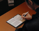 Il Huawei MatePad Paper è un incrocio tra un tablet e un E-Reader. (Fonte: Huawei)
