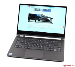 Lenovo Yoga C930-13IKB. Modello di test offerto da campuspoint.